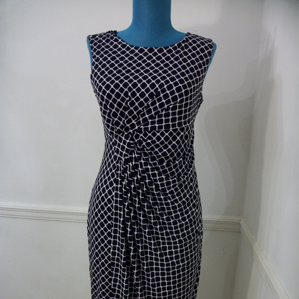 En Focus Studio Black & White Print Dress Size - 4